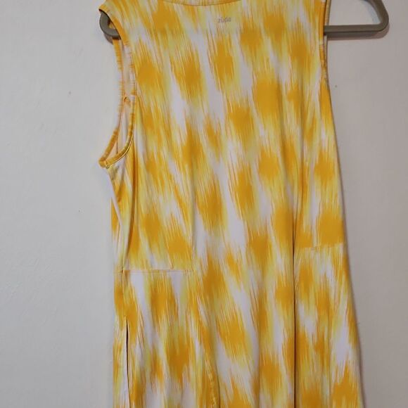 Zuda Z-Cool Active Fit And Flare Yellow and White Sleeveless Dress - Picture 5 of 5